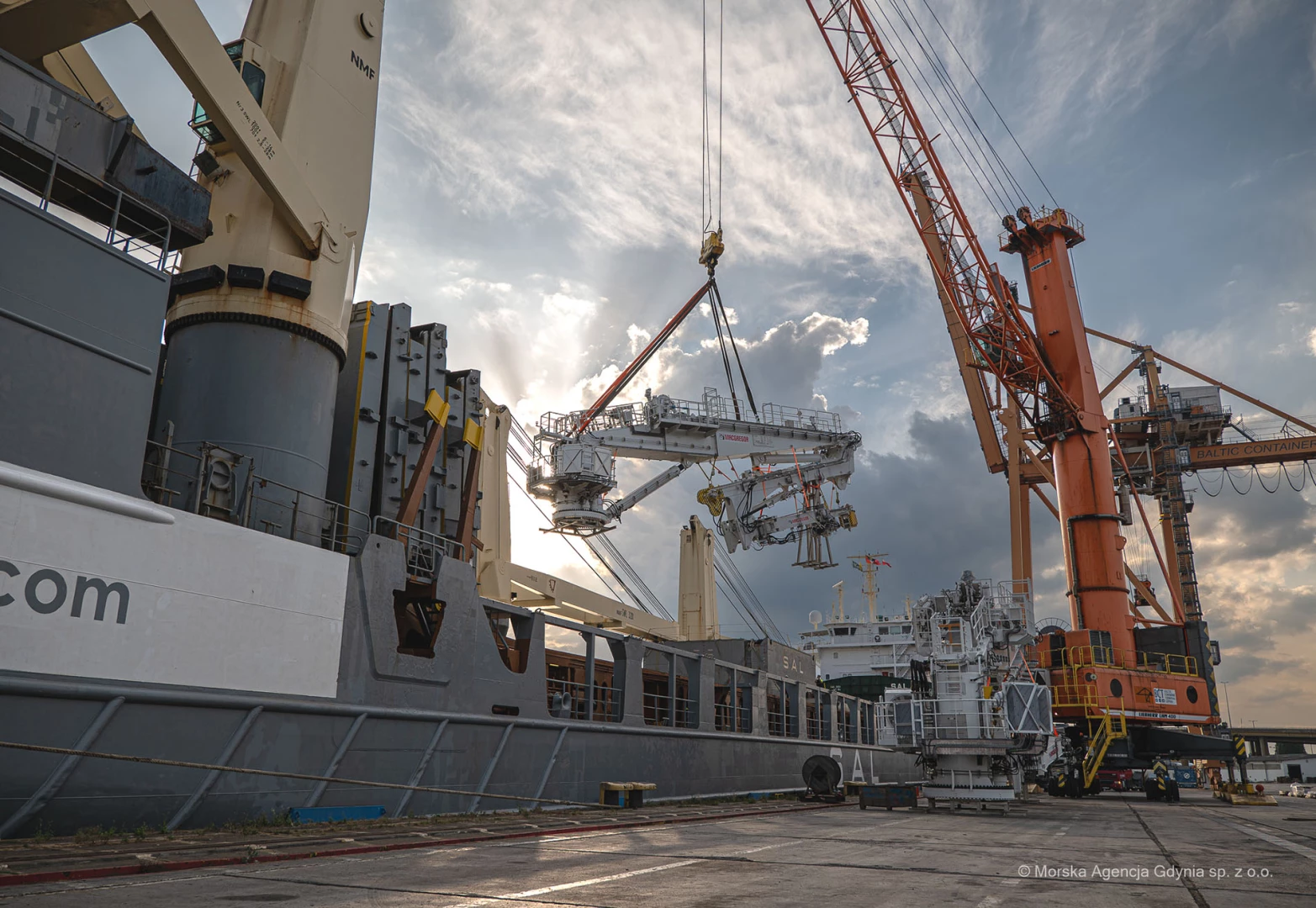 <span>Project Cargo</span> - kompleksowa obsługa ładunków